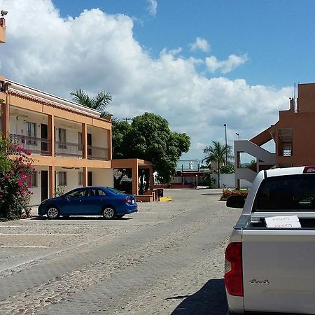 Hotel El Descanso 마사틀란 외부 사진